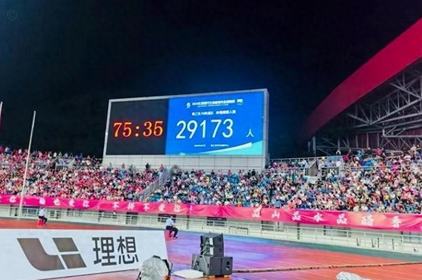 冠军路上的小坎坷！积分缓冲庞大 蓉城首败来得正是时候