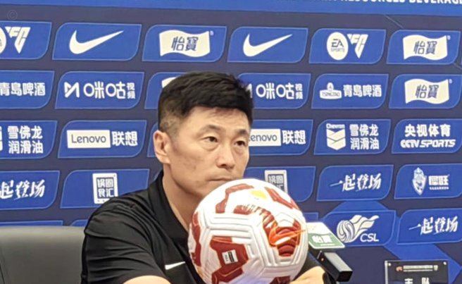 李国旭：在禁区里最后的一传一射，需要队员们更自信