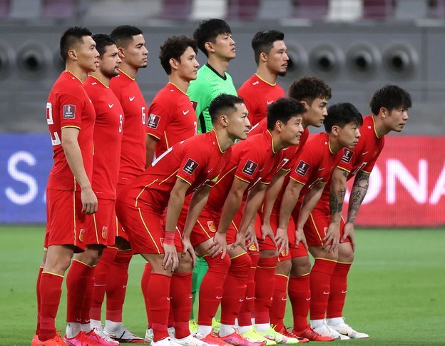 中国vs泰国：韦世豪首发，武磊替补