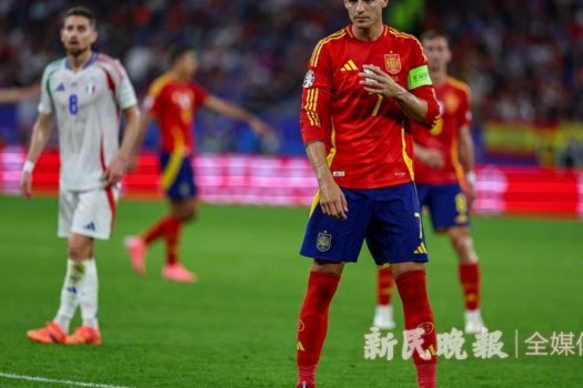奥利塞vs登贝莱：队报赛后点评
